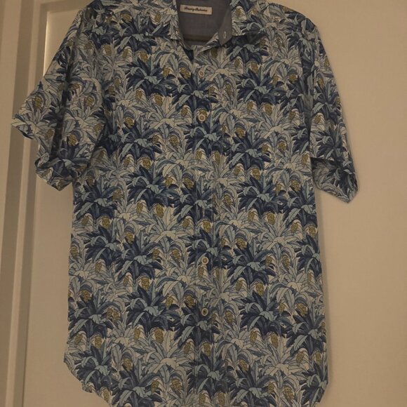 Tommy Bahama Short Sleeve Buccaneer Blue Floral Shirt Plantain Jungle Size M - Picture 4 of 8